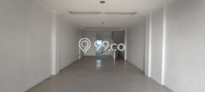 Disewakan Ruko di Kawasan Ramai Laswi Luas 225m2 Disewakan Ruko di Kawasan Ramai Laswi Luas 225m2