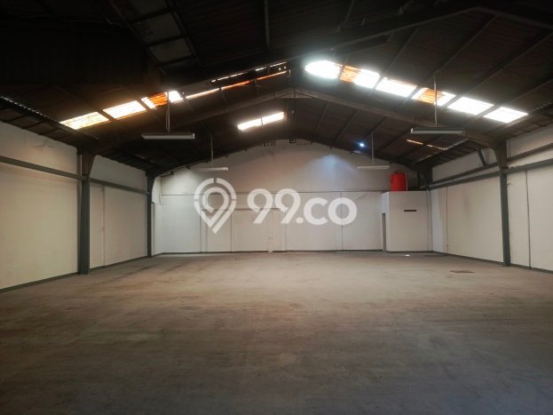 AREA KOMERSIAL! Ruko Disewakan Kawasan Sumurbandung, Luas 700m², Akses Strategis, Siap Bisnis AREA KOMERSIAL! Ruko Disewakan Kawasan Sumurbandung, Luas 700m², Akses Strategis, Siap Bisnis