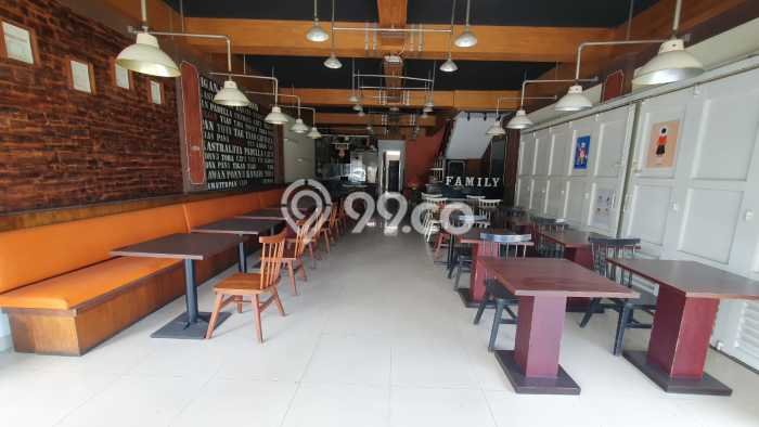 AREA KOMERSIAL! Ruko Disewakan Kawasan Batununggal, Luas 288m², Jalan Strategis AREA KOMERSIAL! Ruko Disewakan Kawasan Batununggal, Luas 288m², Jalan Strategis