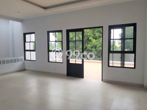 Rumah Area Nyaman kawasan , Bandung, LT 169m2m² LB 400m2m² Rumah Area Nyaman kawasan , Bandung, LT 169m2m² LB 400m2m²