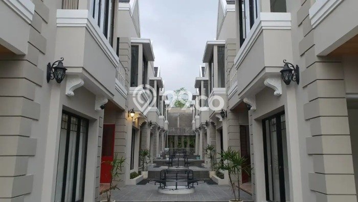 Dijual Hunian Rumah Terawat 3 KT di Setra Duta, Bandung Dijual Hunian Rumah Terawat 3 KT di Setra Duta, Bandung
