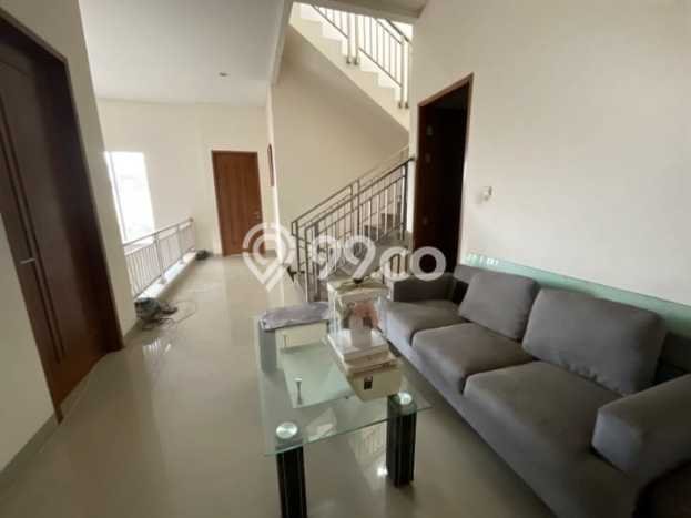 For Sale! Luxury House LT 232m2 Desain Elegan di Pungkur For Sale! Luxury House LT 232m2 Desain Elegan di Pungkur