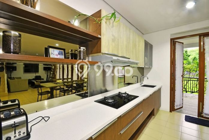 Rumah Nyaman area Dago Pakar, 6 KT, Lingkungan Strategis, LT 440m² Bangunan 300m² Rumah Nyaman area Dago Pakar, 6 KT, Lingkungan Strategis, LT 440m² Bangunan 300m²