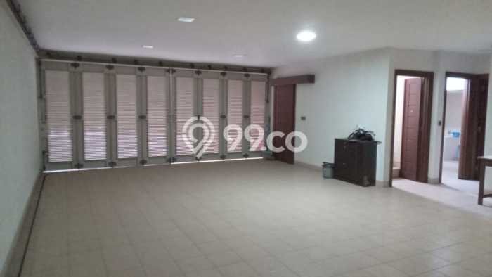 Hunian Mewah LB 350m2 Siap Huni Desain Elegan di Ciumbuleuit, Bandung Hunian Mewah LB 350m2 Siap Huni Desain Elegan di Ciumbuleuit, Bandung