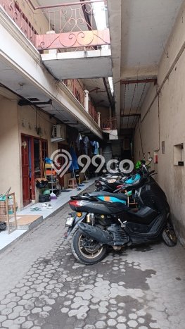 Cocok Untuk Investasi! Dijual Kost di Meruya 48 Kamar Cocok Untuk Investasi! Dijual Kost di Meruya 48 Kamar