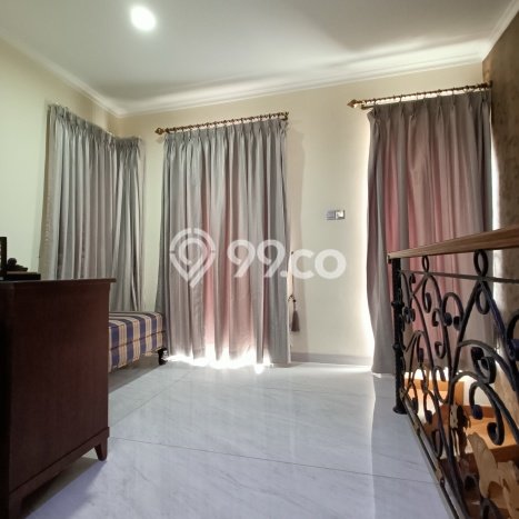 Hunian Mewah LB 300m2 Siap Huni Desain Elegan di Kalideres, Jakarta Barat Hunian Mewah LB 300m2 Siap Huni Desain Elegan di Kalideres, Jakarta Barat