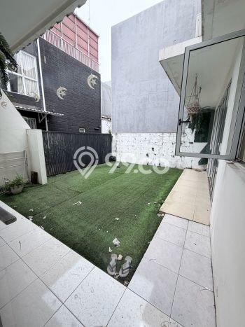 Rumah Elit LB 240m2 Siap Pakai Desain Elegan di Jakarta Garden City, Jakarta Timur Rumah Elit LB 240m2 Siap Pakai Desain Elegan di Jakarta Garden City, Jakarta Timur