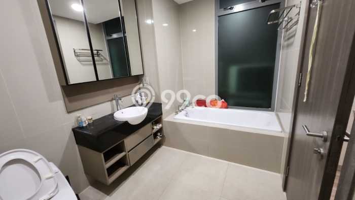 Apartemen Kawasan Kembangan, 2 KM, Luas 187m2m², Area Strategis Apartemen Kawasan Kembangan, 2 KM, Luas 187m2m², Area Strategis