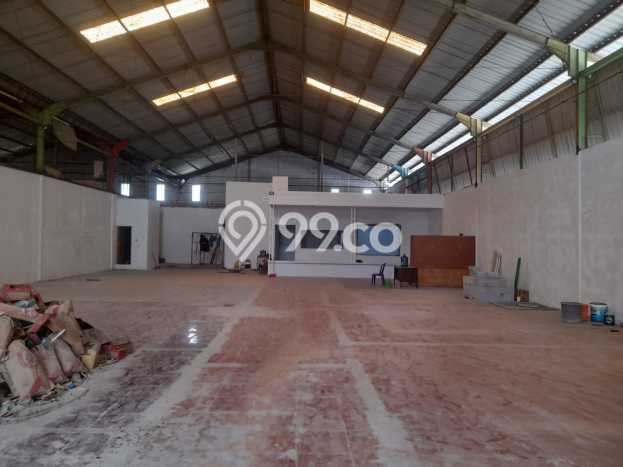 Unit Gudang Disewa Lokasi Cakung, Jakarta Timur Spesifikasi Luas Bangunan 435m2 Unit Gudang Disewa Lokasi Cakung, Jakarta Timur Spesifikasi Luas Bangunan 435m2