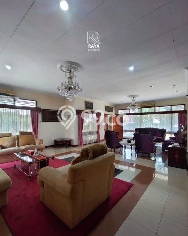 Rumah Elit LB 470m2 Siap Huni Desain Elegan di Kemang, Jakarta Selatan Rumah Elit LB 470m2 Siap Huni Desain Elegan di Kemang, Jakarta Selatan