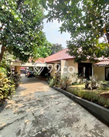 Rumah Elit LB 470m2 Siap Huni Desain Elegan di Kemang, Jakarta Selatan Rumah Elit LB 470m2 Siap Huni Desain Elegan di Kemang, Jakarta Selatan