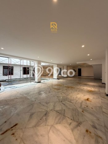 Hunian Eksklusif Siap Huni LT 1046m2 di Menteng, Jakarta Pusat Hunian Eksklusif Siap Huni LT 1046m2 di Menteng, Jakarta Pusat