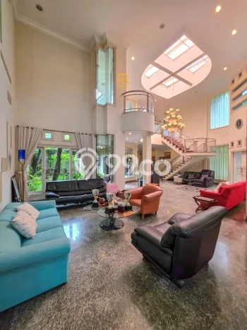 Siap Huni Rumah Minimalis & Modern LB 700m2 di Permata Hijau Siap Huni Rumah Minimalis & Modern LB 700m2 di Permata Hijau