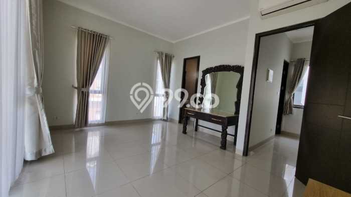 Dijual Rumah Luas Megah Dengan View Cantik di Summarecon Bekasi, Bekasi Dijual Rumah Luas Megah Dengan View Cantik di Summarecon Bekasi, Bekasi
