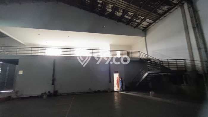 Gudang Disewakan di Area Ramai Cibitung, Bekasi Gudang Disewakan di Area Ramai Cibitung, Bekasi