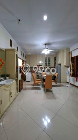 Rumah Luxury Modern Tanpa Renovasi di Galaxy Bekasi Rumah Luxury Modern Tanpa Renovasi di Galaxy Bekasi