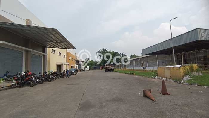 Gudang Disewakan di Area Ramai Cibitung, Bekasi Gudang Disewakan di Area Ramai Cibitung, Bekasi