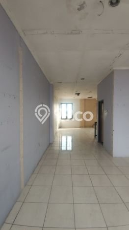 Ruko bagus disewakan di Samarinda Ulu Samarinda dengan LB 180m2 harga sewa terbaik Ruko bagus disewakan di Samarinda Ulu Samarinda dengan LB 180m2 harga sewa terbaik
