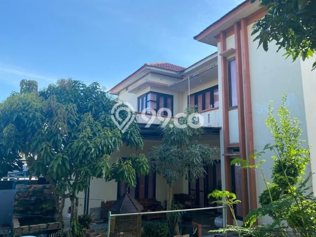 Siap Huni Rumah Mewah 6 Kamar di Samarinda Ulu Dekat ke Mana Saja Siap Huni Rumah Mewah 6 Kamar di Samarinda Ulu Dekat ke Mana Saja