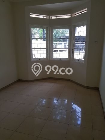 Rumah Luas Asri 4 KT Siap Huni di Gading Serpong Tangerang Rumah Luas Asri 4 KT Siap Huni di Gading Serpong Tangerang