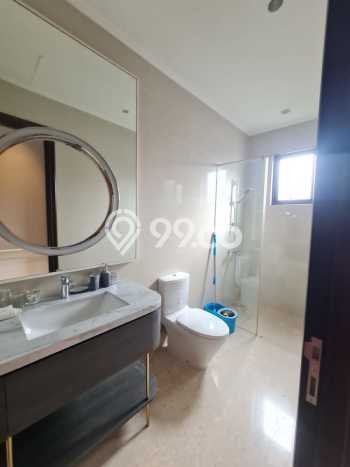 Dijual Rumah Premium dengan Fasilitas Sekitar Lengkap di BSD, Tangerang Selatan Dijual Rumah Premium dengan Fasilitas Sekitar Lengkap di BSD, Tangerang Selatan