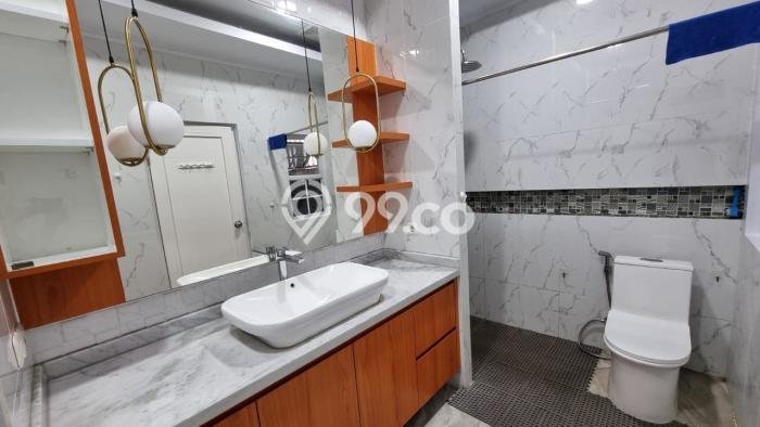 Hunian Elit LB 195m2 Siap Huni Desain Elegan di Gading Serpong, Tangerang Hunian Elit LB 195m2 Siap Huni Desain Elegan di Gading Serpong, Tangerang