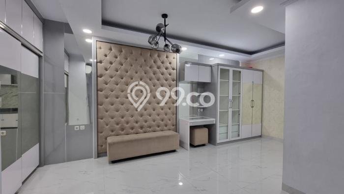 Hunian Elit LB 195m2 Siap Huni Desain Elegan di Gading Serpong, Tangerang Hunian Elit LB 195m2 Siap Huni Desain Elegan di Gading Serpong, Tangerang