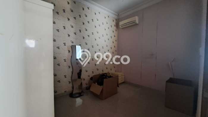 Dijual Rumah Second Masih Bagus Lokasi Green Ville, Jakarta Barat Dijual Rumah Second Masih Bagus Lokasi Green Ville, Jakarta Barat