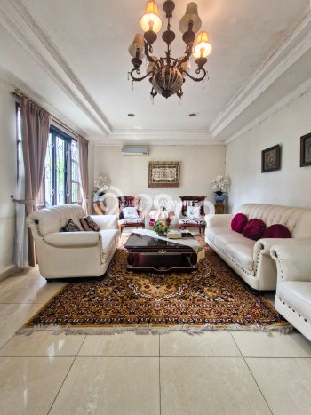 Dijual Rumah Premium dengan Fasilitas Sekitar Komplit di Cilandak, Jakarta Selatan Dijual Rumah Premium dengan Fasilitas Sekitar Komplit di Cilandak, Jakarta Selatan