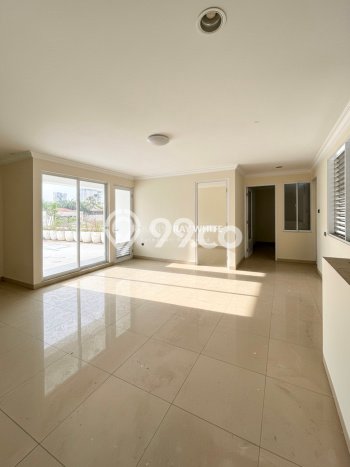 Jual Rumah Luas Elegan Dengan View Eksklusif di Pondok Indah, Jakarta Selatan Jual Rumah Luas Elegan Dengan View Eksklusif di Pondok Indah, Jakarta Selatan