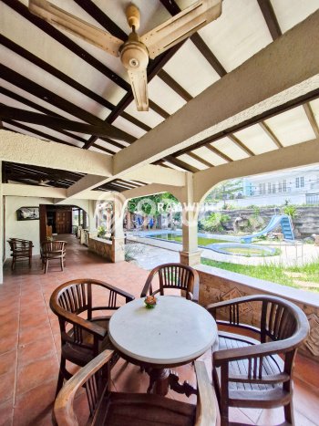 Rumah Luxury Modern Tanpa Renovasi di Pejaten Jakarta Selatan Rumah Luxury Modern Tanpa Renovasi di Pejaten Jakarta Selatan