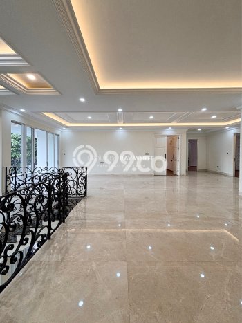 Jual Rumah Luas Elegan Dengan View Eksklusif di Pondok Indah, Jakarta Selatan Jual Rumah Luas Elegan Dengan View Eksklusif di Pondok Indah, Jakarta Selatan