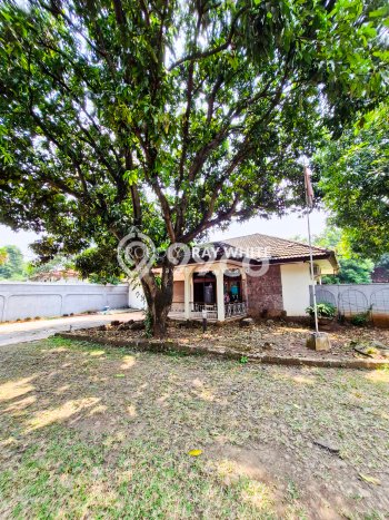 Rumah Luxury Modern Tanpa Renovasi di Pejaten Jakarta Selatan Rumah Luxury Modern Tanpa Renovasi di Pejaten Jakarta Selatan
