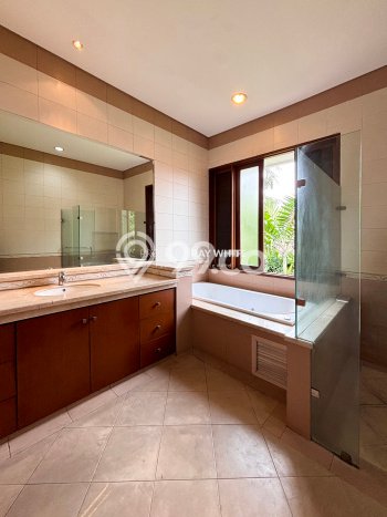 Disewakan Rumah Modern di Cilandak Harga Rp 1,2 Miliar/ Tahun Disewakan Rumah Modern di Cilandak Harga Rp 1,2 Miliar/ Tahun