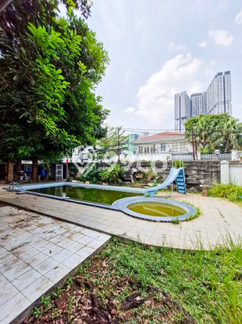 Rumah Luxury Modern Tanpa Renovasi di Pejaten Jakarta Selatan Rumah Luxury Modern Tanpa Renovasi di Pejaten Jakarta Selatan