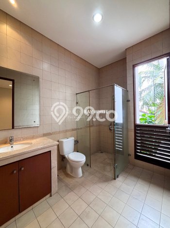 Disewakan Rumah Modern di Cilandak Harga Rp 1,2 Miliar/ Tahun Disewakan Rumah Modern di Cilandak Harga Rp 1,2 Miliar/ Tahun