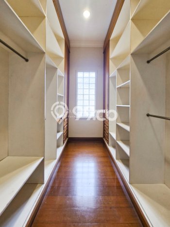 Disewakan Rumah Nyaman di Pondok Indah LT 560m2 / LB 600m2 Kondisi Bagus Disewakan Rumah Nyaman di Pondok Indah LT 560m2 / LB 600m2 Kondisi Bagus