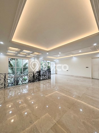 Jual Rumah Luas Elegan Dengan View Eksklusif di Pondok Indah, Jakarta Selatan Jual Rumah Luas Elegan Dengan View Eksklusif di Pondok Indah, Jakarta Selatan