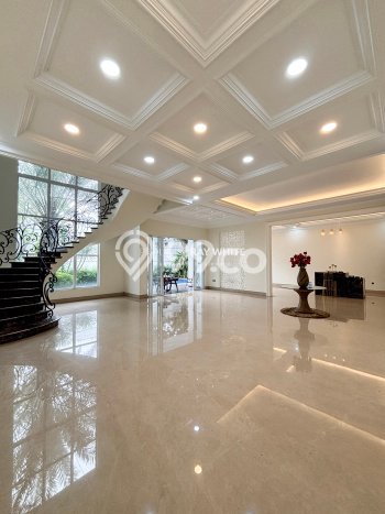 Jual Rumah Luas Elegan Dengan View Eksklusif di Pondok Indah, Jakarta Selatan Jual Rumah Luas Elegan Dengan View Eksklusif di Pondok Indah, Jakarta Selatan