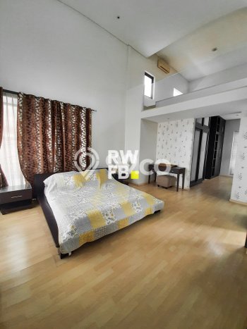 Rumah Elit LB 425m2 Siap Pakai Desain Elegan di Kemang, Jakarta Selatan Rumah Elit LB 425m2 Siap Pakai Desain Elegan di Kemang, Jakarta Selatan
