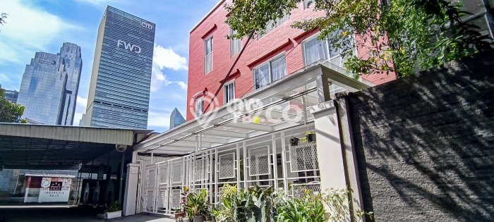 Dijual Kost Strategis di Kebayoran Baru, Jakarta Selatan 27 KT, 27 KM, Luas Bangunan 600m2 Dijual Kost Strategis di Kebayoran Baru, Jakarta Selatan 27 KT, 27 KM, Luas Bangunan 600m2