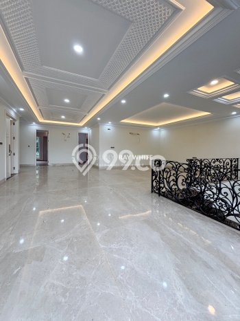 Jual Rumah Luas Elegan Dengan View Eksklusif di Pondok Indah, Jakarta Selatan Jual Rumah Luas Elegan Dengan View Eksklusif di Pondok Indah, Jakarta Selatan
