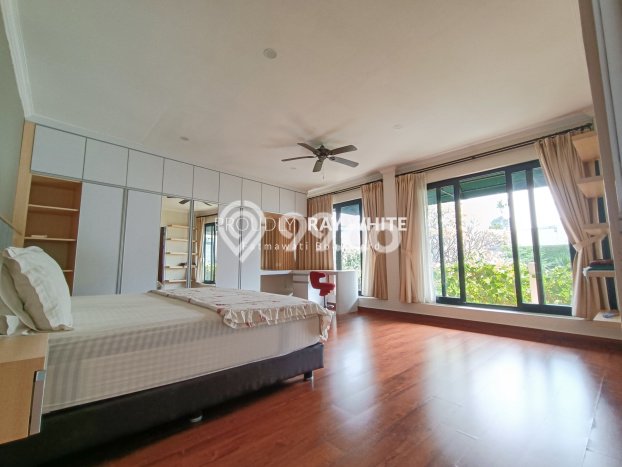 Hunian Modern Dikontrakkan 4 Kamar di Cilandak Boleh Nego Hunian Modern Dikontrakkan 4 Kamar di Cilandak Boleh Nego