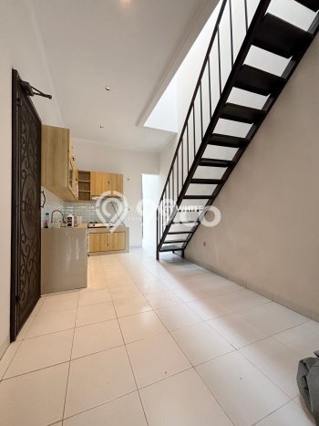 Hunian Minimalis Disewakan di Kemang Jakarta Selatan 4 KT & 4 KM Hunian Minimalis Disewakan di Kemang Jakarta Selatan 4 KT & 4 KM