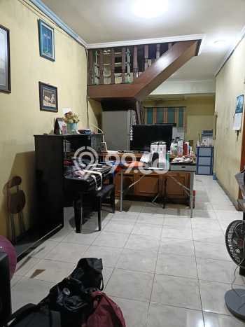Dijual Rumah Minimalis Bagus Punya 2 KT di Kelapa Gading Jakarta Utara SHM Dijual Rumah Minimalis Bagus Punya 2 KT di Kelapa Gading Jakarta Utara SHM