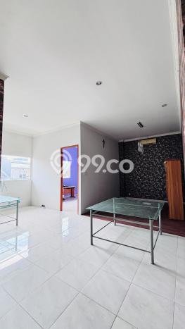 PENAWARAN TERBAIK! Rumah Strategis area Kayu Putih, Luas 196m² Bangunan 182m² PENAWARAN TERBAIK! Rumah Strategis area Kayu Putih, Luas 196m² Bangunan 182m²