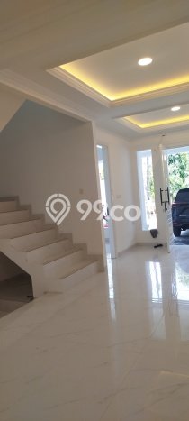 Hunian Mewah LB 198m2 Siap Huni Desain Elegan di Sunter, Jakarta Utara Hunian Mewah LB 198m2 Siap Huni Desain Elegan di Sunter, Jakarta Utara