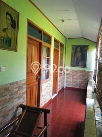 Rumah Modern Minimalis 5 Kamar Siap Huni di Pamulang Rumah Modern Minimalis 5 Kamar Siap Huni di Pamulang