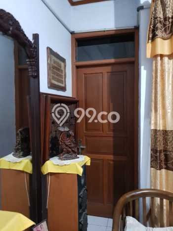 Rumah Modern Minimalis 5 Kamar Siap Huni di Pamulang Rumah Modern Minimalis 5 Kamar Siap Huni di Pamulang