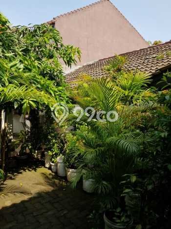 Rumah Modern Minimalis 5 Kamar Siap Huni di Pamulang Rumah Modern Minimalis 5 Kamar Siap Huni di Pamulang
